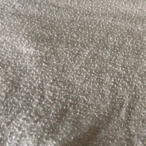 simple mauve long sleeve - Picture 2 of 2